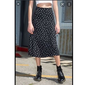 Brandy Melville Phoebe black floral midi skirt